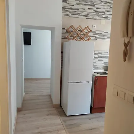 Cornisa Tourists Appartement *